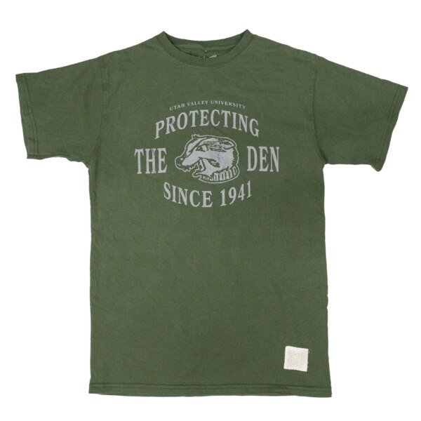 Vintage Brand green tee with a vintage wolverine design with the words “Protecting the Den since 1941” surrounding it